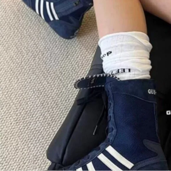 Ladies Shoes Lace up Boots - Picture 2 of 5